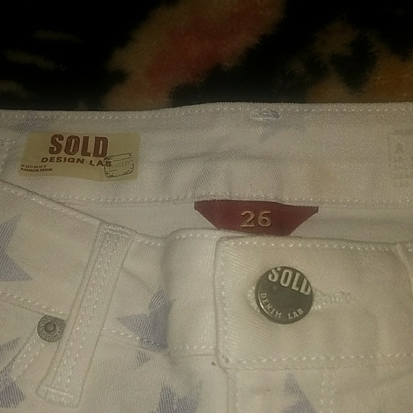 Bleeker Baby White Denim Shorts Size 26 - Picture 3 of 4